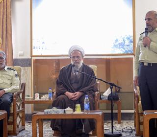 دیدار فرماندهان نیروی انتظامی با آیت الله محمدی ری شهری 